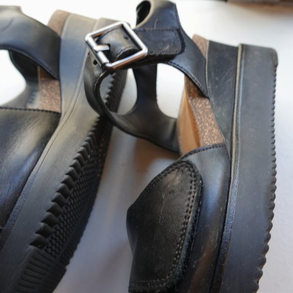 Clarks Unstructured Un Harvest Black Leather Orthopedic Platform Sandals Size 9 - Picture 2 of 2